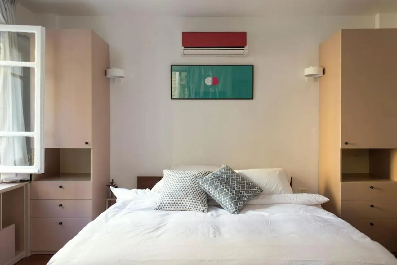 Apartment Homey Perfectly Located Studio Beirut