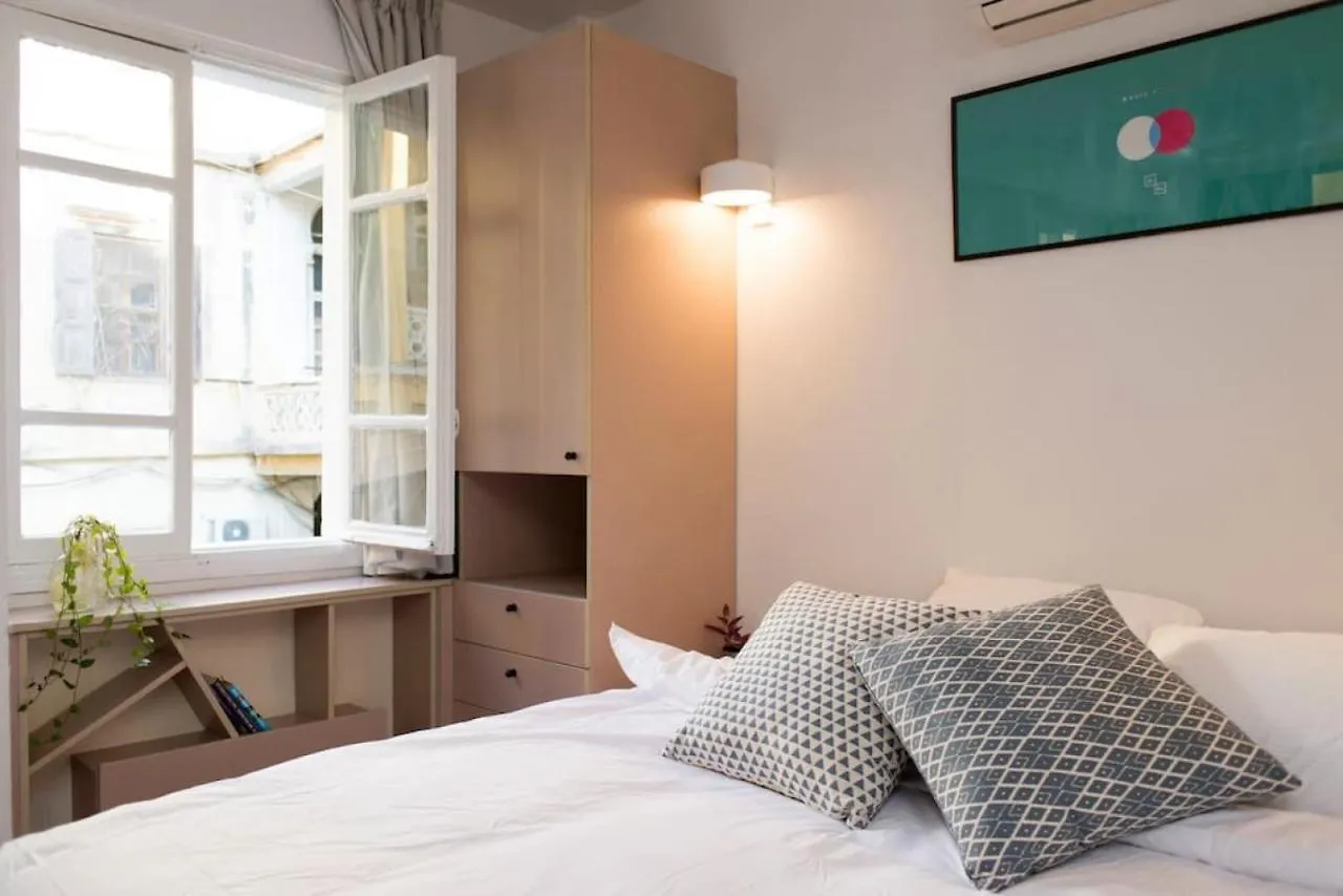 Homey Perfectly Located Studio Beirut Apartment