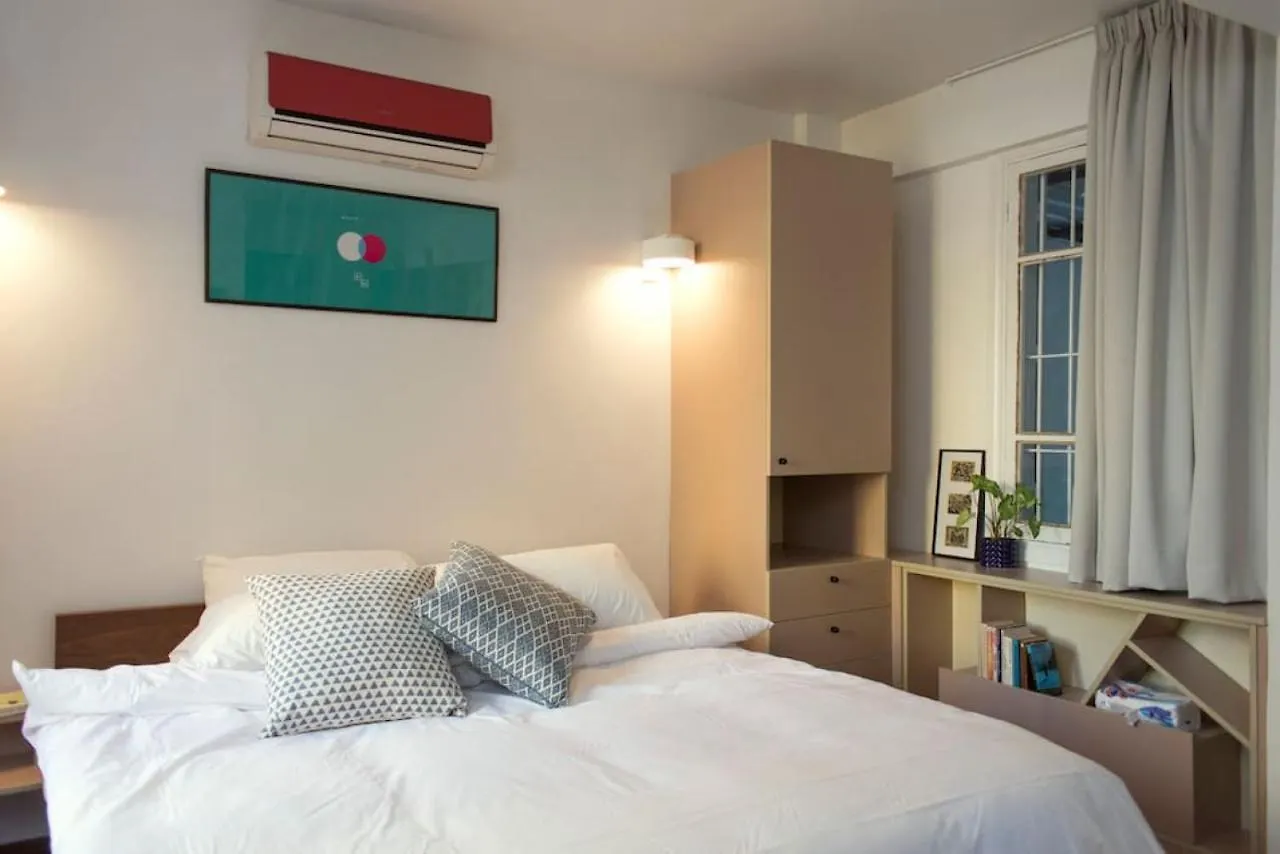 Homey Perfectly Located Studio 베이루트 레바논